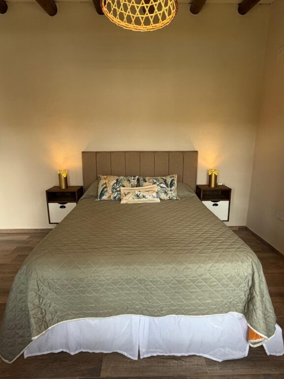 u77-WhatsApp-Image-2025-12-08-at-9.32.43-AM-3